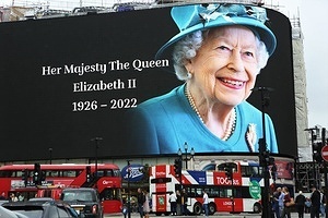 SOPA Images - Gallery - Tribute to Queen Elizabeth II in London UK