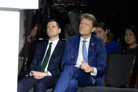 (L-R), Robert Jenrick MP and Richard Tice MP at a press conference on energy costs at Glaziers Hall.
