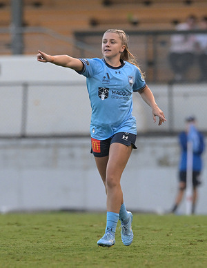 Caley Tallon-Henniker of Sydney FC seen in action during the 2025/26 Ninja A-League Women Round 21 match between Sydney FC and Melbourne Victory held at the Leichhardt Oval. Final score; Sydney FC 2:1 Melbourne Victory.