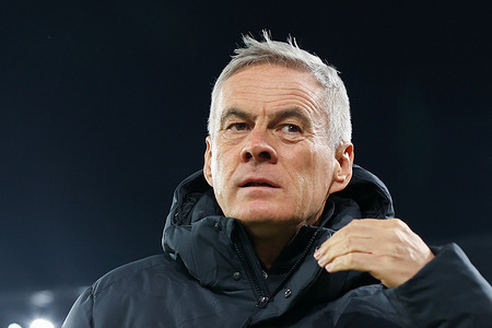 Coach Jacek Zielinski of Korona Kielce seen during Polish League PKO BP Ekstraklasa 2025/2026 football match between GKS Katowice and Korona Kielce at Arena Katowice. Final score; GKS Katowice 1:0 Korona Kielce.