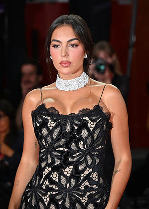 Georgina Rodriguez attends the Venice Film Festival 2025 Red Carpet.