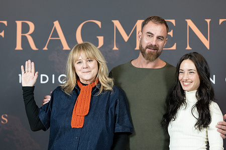Actress Emma Suárez (L), director Horacio Alcalá (C) and actress Asia Ortega (R) attend the "Fragmentos" photocall at Cines Renoir Princesa.