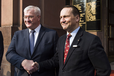 Andriy Sybiga (L) and Radoslaw Sikorski (R) shake hands after the press conference in Warsaw. Andriy Sybiga (Andrii Sybiha) landed in Warsaw after talks on a ceasefire and peace with the US delegation in Saudi Arabia and immediately went to meet with Radoslaw Sikorski - the Polish Minister of Foreign Affairs. During a short press conference outside the Ministry of Foreign Affairs in Warsaw,  Radoslaw Sikorski said that US military aid deliveries to neighboring Ukraine through Poland have resumed to previous levels following US-Ukraine talks in Saudi Arabia, and cofirmed with the Ukrainian Minister of Foreign Affairs - Andrii Sybiha, that arms deliveries via Jasionka (logistics hub in Poland) have returned to previous levels. According to Warsaw, up to 95 percent of military aid to Kyiv passes through Poland, in particular through the Jasionka hub close to the NATO country’s eastern border.