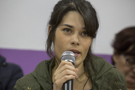 Isabel Serra, candidate of Podemos for the Presidency of the Community of Madrid, seen explaining the programmatic lines of her electoral program in matters against labour precariousness during the meeting.
Members of the Podemos parliamentary group met at Torrejon de Ardoz on the electro pre campaign on presidency of Isabel Serra and discussed on different political issues.