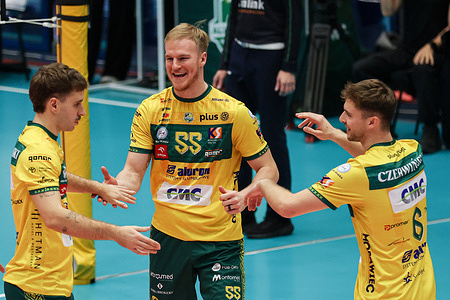 Kyle Ensing of Aluron CMC Warta Zawiercie (C) celebrates after winning a point during the PlusLiga 2025/2026 Volleyball match between Aluron CMC Warta Zawiercie and Slepsk Malow Suwalki at Hall Zawiercie. Final score; Aluron CMC Warta Zawiercie 3:0 (25:14, 25:19, 25:18) Slepsk Malow Suwalki
