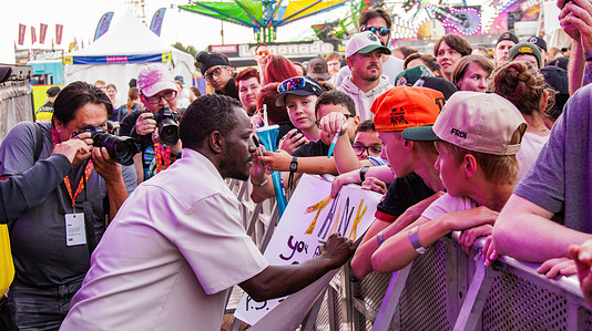 Edmonton Rapper, Mouraine meets fans after his show on the K-Days Main stage on day 5 of the 10 day Festival.