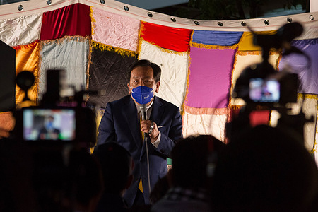 Leader of the Constitutional Democratic Party of Japan, Yukio Edano speaks at the Unite For Our Future event in Shinjuku.
In an effort to unseat the ruling LDP (Liberal Democratic Party) in the October 31st Lower House election called by Japan's new Prime Minister, Fumio Kishida, the main, left-leaning opposition parties have decided to campaign together and not field candidates against each other.