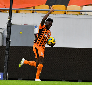 Lassina Traore of FC Shakhtar Donetsk celebrates a goal during the Ukrainian Premier League match between Shakhtar Donetsk and Karpaty Lviv at Arena Lviv. Final scores; Shakhtar Donetsk 3-0 Karpaty Lviv.