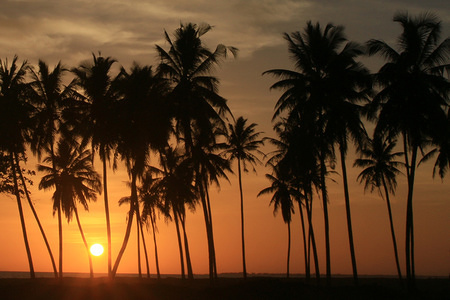 A view of Aceh beach at sunset.
The western part of Indonesia is experiencing the dry season especially Aceh province and it is a tropical country with two seasons namely the rainy season and dry season.