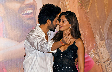 L-R Bollywood actors Kartik Aryan and Ananya Panday pose for a photo after the trailer launch of their upcoming film 'Tu Meri Main Tera Main Tera Tu Meri' in Mumbai. The film will be released in cinemas on 25th December 2025.