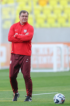Coach Jan Urban of Poland seen during the training before the Netherlands - Poland match in European Qualifiers World Cup 2026 at Arena Katowice Stadium.