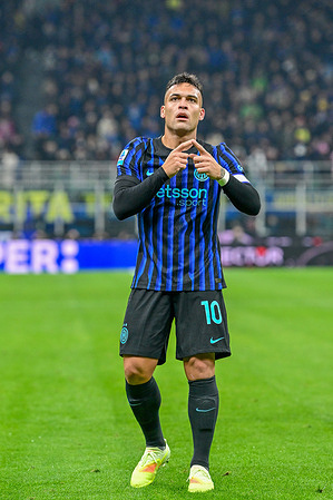 Lautaro Martinez of Inter celebrates a goal during the Serie A 2025/26 football match between Inter and Como at San Siro Stadium. Final score; Inter 4 : 0 Como.