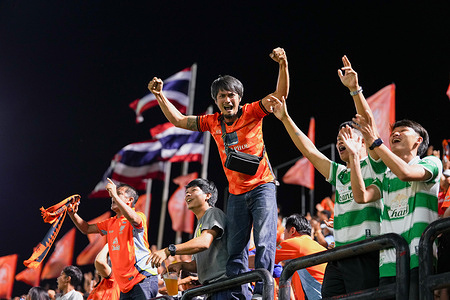 Ratchaburi FC fans cheer for their team during the AFC Champions League Two (ACL Two 2025/2026 ) Quarter-final second leg match between Ratchaburi FC and Gamba Osaka at Ratchaburi Stadium. Gamba Osaka won 2-1 after extra time, winning 3-2 on aggregate.