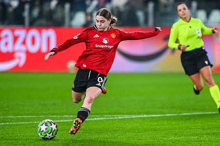 Jess Park of Manchester United Women FC seen in action during UEFA Women's Champions League 2025/26 League Phase - Matchday 6 football match between Juventus Women FC and Manchester United Women FC at Allianz Stadium. Final scores; Juventus 0 : 1 Manchester U.