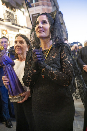 Diana Navarro seen during the procession of Jesús de Medinaceli at the Cathedral Medinaceli during Holy Week.
