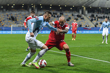 Josip Ilicic (left) of Slovenia and Fedor Kudryashov (right) of Russia are seen in action during the 2022 FIFA World Cup Group H Qualifier match between Slovenia and Russia.
(Final score; Slovenia 1:2 Russia)
