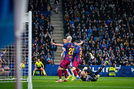 Dani Olmo (FC Barcelona) celebrates a goal during a La Liga EA Sports match between RCD Espanyol and FC Barcelona at RCD Stadium. Final Score: RCD Espanyol 0:2 FC Barcelona.