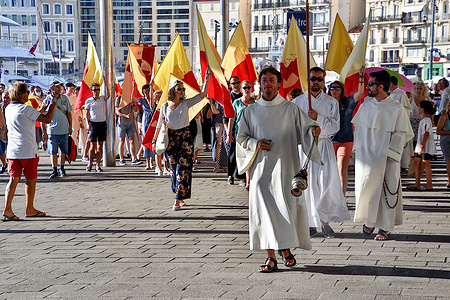 The faithful go in procession of the relics of "Sainte Marie-Madeleine" to the Saint-Victor abbey. Leaving from Toulon on August 21, 2022, the pilgrimage carrying the relics of "Sainte Marie-Madeleine" by boat arrived in Marseille after passing through the ports of Six-Fours, Sanary, Bandol, La Ciotat and Cassis.