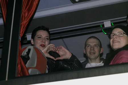 Maria Kalesnikava, Maxim Znak and Marina Zolotova, former political prisoners greet journalists from the bus that brought them from Ukraine. About 100 Belarusians and former political prisoners arrived at night from Ukraine. They were released on 13 December 2025 under Belarusian–US agreements and were forcibly taken to Ukraine. After several days in Ukraine, about 80 people will remain. Around 20 others will travel to Lithuania. At least two more people, opposition leaders will go to Germany at the invitation of the Foreign Ministry.