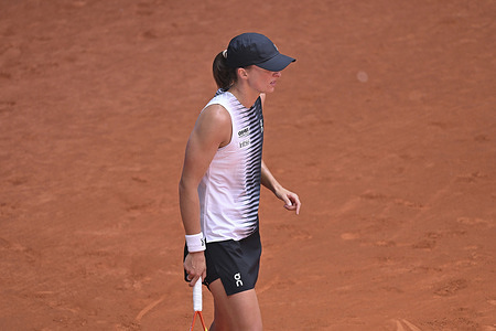 Iga Swiatek of Poland plays against Ann Li of USA (Not in picture) during the Mutua Madrid Open 2026, ATP Masters 1000 and WTA 1000, at La Caja Magica. Victory of Ann Li 6-7(4), 6-2, 0-3.