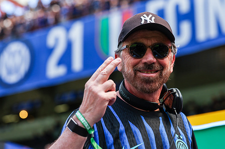 Italian DJ Benny Benassi performs live prior the Serie A 2025/26 football match between FC Internazionale and Hellas Verona FC at San Siro Stadium. FC Internazionale 1 - 1 Hellas Verona FC