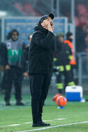 Vincenzo Italiano head coach of Bologna FC during the Italian Serie A soccer match Bologna FC vs ACF Fiorentina at Renato dall'Ara Stadium.Final score Bologna FC 1:2 ACF Fiorentina