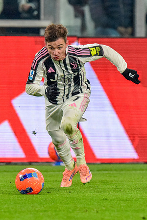 Francisco Conceição of Juventus seen in action during the Serie A 2025/26 football match between Juventus and Cagliari at Allianz Juventus Stadium. Final score; Juventus 2 : 1 Cagliari.