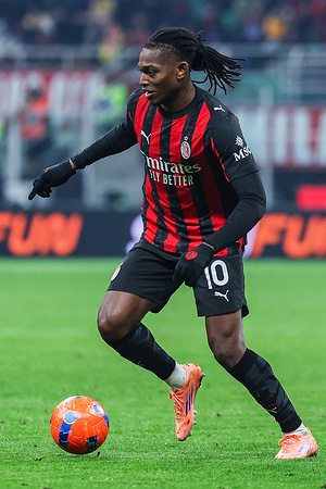 Rafael Leao of AC Milan seen in action during Serie A 2025/26 football match between AC Milan and Genoa CFC at San Siro Stadium. Final scores; Milan 1 | 1 Genoa.