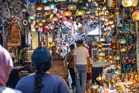 A view of a market busy with local and foreign tourists shopping near the famous Egyptian Bazaar.