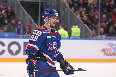 Ilya Karpukhin (89) SKA Hockey Club seen in action during the Hockey match, Kontinental Hockey League 2024/2025 between SKA Saint Petersburg and Severstal Cherepovets at the SKA Arena. (Final score; SKA Saint Petersburg 4:7 Severstal Cherepovets)