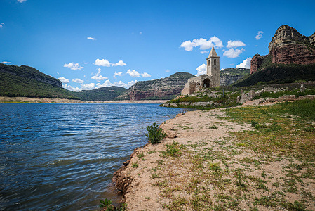 A general view of the Sau Reservoir shows water levels at 20% of its capacity and rising due to recent rainfall and snowmelt. The recent rains and snowfalls have helped Catalonian water reservoirs recover from one of the most severe droughts in recent years, which significantly affected the autonomous community.
