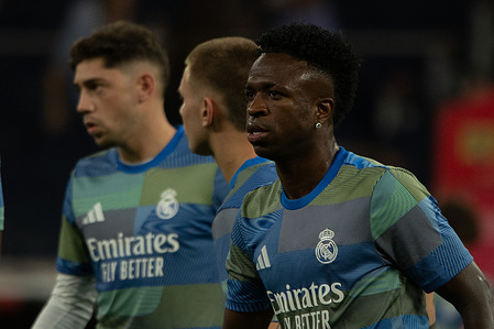 Vinicius Jr., (R) Real Madrid, in action during the EA SPORTS La Liga 2025-2026 match between Real Madrid and Villarreal CF played at the Santiago Bernabéu Stadium. Final score: Real Madrid 3 - 1 Villarreal CF
