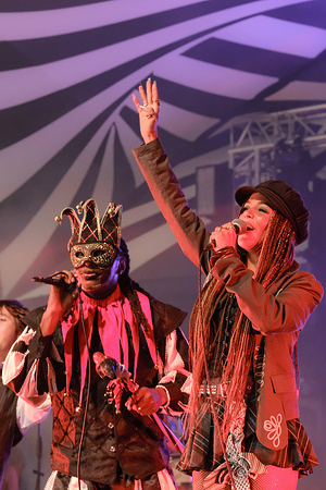 (L-R) Seanie T (Sean Theobalds), music producer and collaborator with British band The Dub Pistols, and South African, Jamaican, UK-based vocalist Kaya Fyah, performing live on stage during the 2026 Mucky Weekender Festival at Vicarage Farm. The 2026 Mucky Weekender Festival took place from September 10 to 12 at Vicarage Farm in Winchester, Hampshire. Founded by Dub Pistols frontman Barry Ashworth, the intimate 5,000-capacity electronic music gathering featured four stages set within private parkland under the 2026 theme "Circus of Freaks."