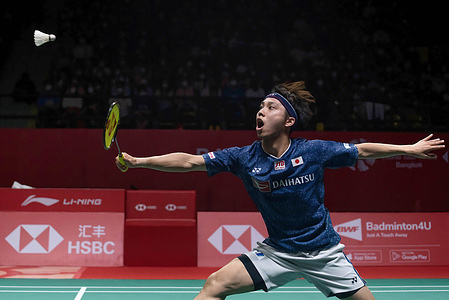 Kodai Naraoka of Japan plays against Viktor Axelsen of Denmark during the Badminton Men's single Semi Finals match in the HSBC BWF World Tour Finals 2022 at Nimibutr Stadium.
 Viktor Axelsen won over Kodai Naraoka 2-1 (21-23,21-19,21-18)