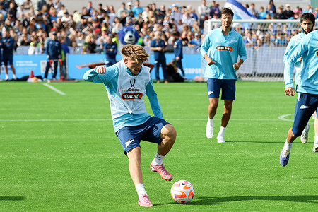 Player Vadim Shilov (C) of the Zenit football club seen in action during an open training at the Palace Square before the Zenit Saint Petersburg - Dinamo Makhachkala football match, Russian Premier League, which will be held in Saint-Petersburg, Gazprom Arena.