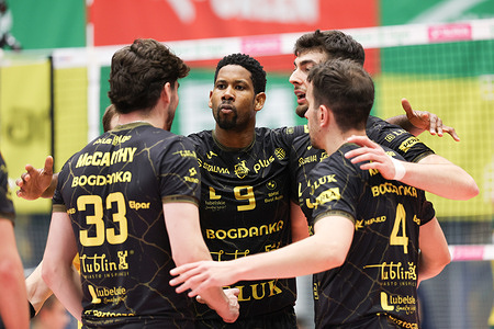 Players of Bogdanka Luk Lublin celebrate after winning a point during PlusLiga 2025/2026. Volleyball match between Aluron CMC Warta Zawiercie and Bogdanka Luk Lublin at Municipal Hall. Final score; Aluron CMC Warta Zawiercie. 3:2 Bogdanka Luk Lublin.
