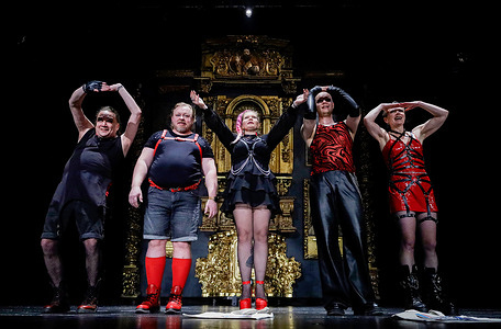 Members of the Finnish queer punk band The Friends of Dorothy, during a free concert at the Cloister of Sor Juana in Mexico City, sang a cappella, challenging norms and celebrating diversity. "During their debut tour of Mexico, the quintet presented the world premiere of 'Ave sin alas / Siivetön lintu' (Wingless Bird). This piece was composed by Mexican composer Enrique Dunn specifically for the group, written simultaneously in both Spanish and Finnish."