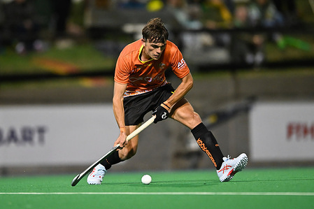 Jeremy Hayward of Australia National Men's field hockey team in action during the 2022/23 International Hockey Federation (FIH) Men's Pro-League match between Australia and Argentina held at Tasmanian Hockey Centre. Final score; Australia 2:4 Argentina (penalty shootout).