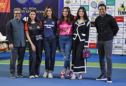 L-R Bollywood film director Vishal Bhardwaj, actress Aditi Rao Hydari, actress Sonali Bendre, tennis player Sania Mirza, actress and singer Divya Khosla Kumar and tennis player Leander Paes pose for a photo during Tennis Premiere League (TPL) event in Mumbai.The league is in its third season and it gives chance for young talents to showcase their skills.