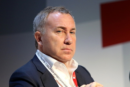 Alexey Timofeev, President of NAUFOR seen during the session Capital market: development potential, drivers, challenges and constraints of the Financial Congress of the Bank of Russia at The new stage of the Alexandrinsky Theater.