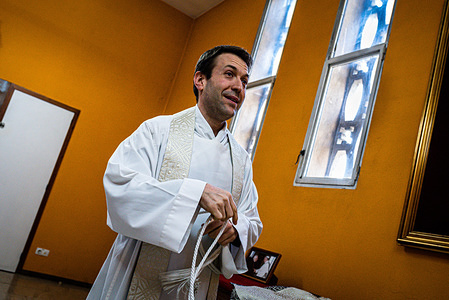Priest Jordi Callejón prepares for a religious mass during the Easter holidays amid Coronavirus threats at Sant Jaume's church in Girona.
Spain Health Ministry has so far recorded a total of 153,222 infections, 15,447 deaths and 52,165 recovered since the beginning of the coronavirus outbreak.