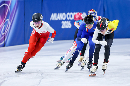 (L) Kamila Sellier of Poland competes during the Short Track Speed Skating Women's 1500m Finals of the Milano Cortina 2026 Winter Olympics at Milano Ice Skating Arena in Milan