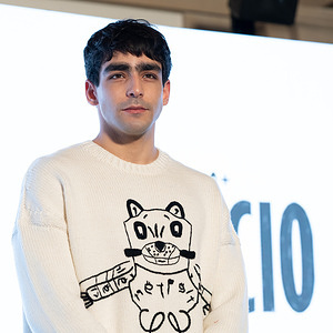 Omar Ayuso attends the "Silencio" photocall at Espacio Movistar.
