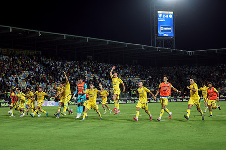 Frosinone players celebrate during the Serie B 2025-2026 match day 1 between Frosinone Calcio and US Avellino 1912 at Benito Stirpe stadium. Final scores: Frosinone 2-0 Avellino.