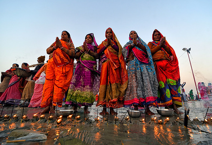 NAMKHANA, INDIA - JANUARY 14 2020: Hindu devotees saying Holy Prayers during the festival.
Gangasagar is one of the religious spots for Hindu Pilgrims situated at the Bay of Bengal where millions of devotees come to take a Holy bath annually during Makar Sankranti (Transition of the Sun) as per Hindu calendar and offer prayers to Kapil Muni Temple. The date for this Festival usually fall between 13 to 15 January of every year.