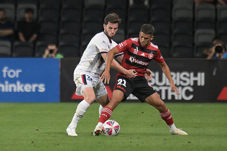 Thomas Aquilina (L) of Newcastle Jets FC and Aydan Hammond (R) of Western Sydney Wanderers in action during the 2024-25 Isuzu UTE A-League round 4 match between Western Sydney Wanderers FC and Newcastle Jets FC at CommBank Stadium, Parramatta. Final score; Western Sydney Wanderers 4:1 Newcastle Jets.