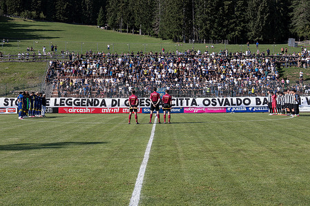 The starting lineups of Rovereto and Hellas Verona face each other during the friendly match between Hellas Verona and Rovereto at Sporting Center La Pineta. Final score: Hellas Verona 8-1 Rovereto.