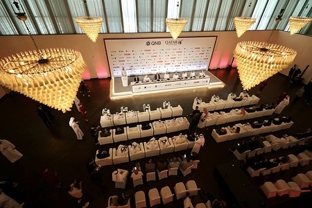 Qatar Airways CEO and bank chiefs sign an agreement with Qatari banks worth 4.5 billion Qatari riyals to support future expansion plans.