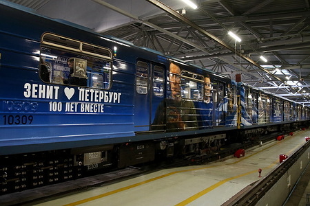 The presentation of the subway train, the exterior and interior wallpapering of which is dedicated to the centenary of the Zenit football club in St. Petersburg.