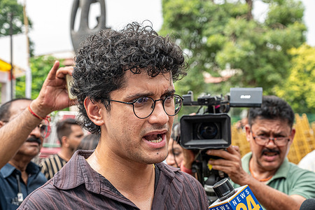 Cockroach Janta Party (CJP) spokesperson Saurav Das speaks to the media at the Supreme Court lawn. The Supreme Court of India heard the petitions concerning alleged police excesses during the Cockroach Janata Party (CJP) protest and the July 20 “Chalo Sansad” march in Delhi.
